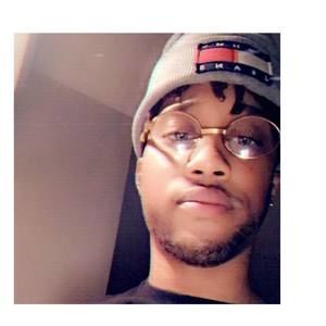 Meet your Posher, Quincy